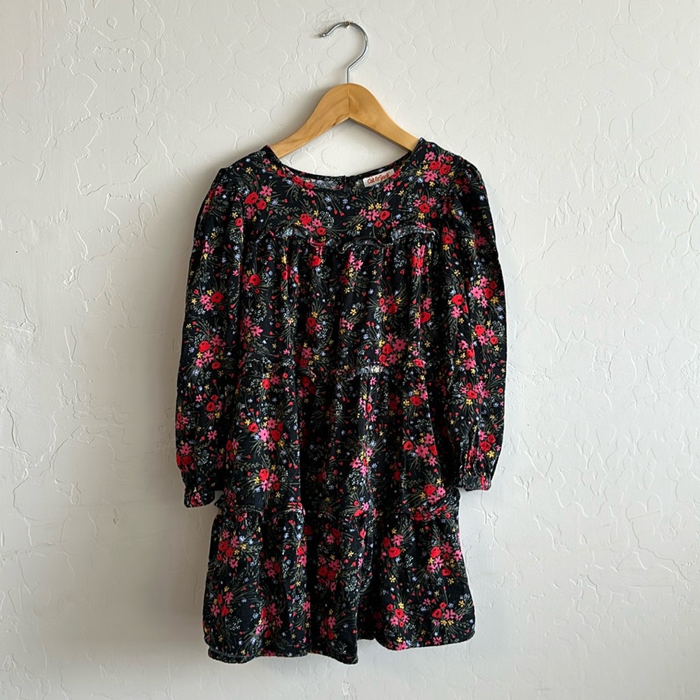 Girls Dress. Size small (6/6x)
